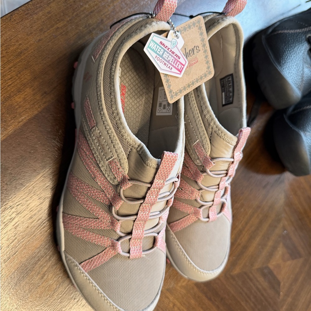 Skechers Women's Athletic Shoes - Pink and Tan brand new with tags